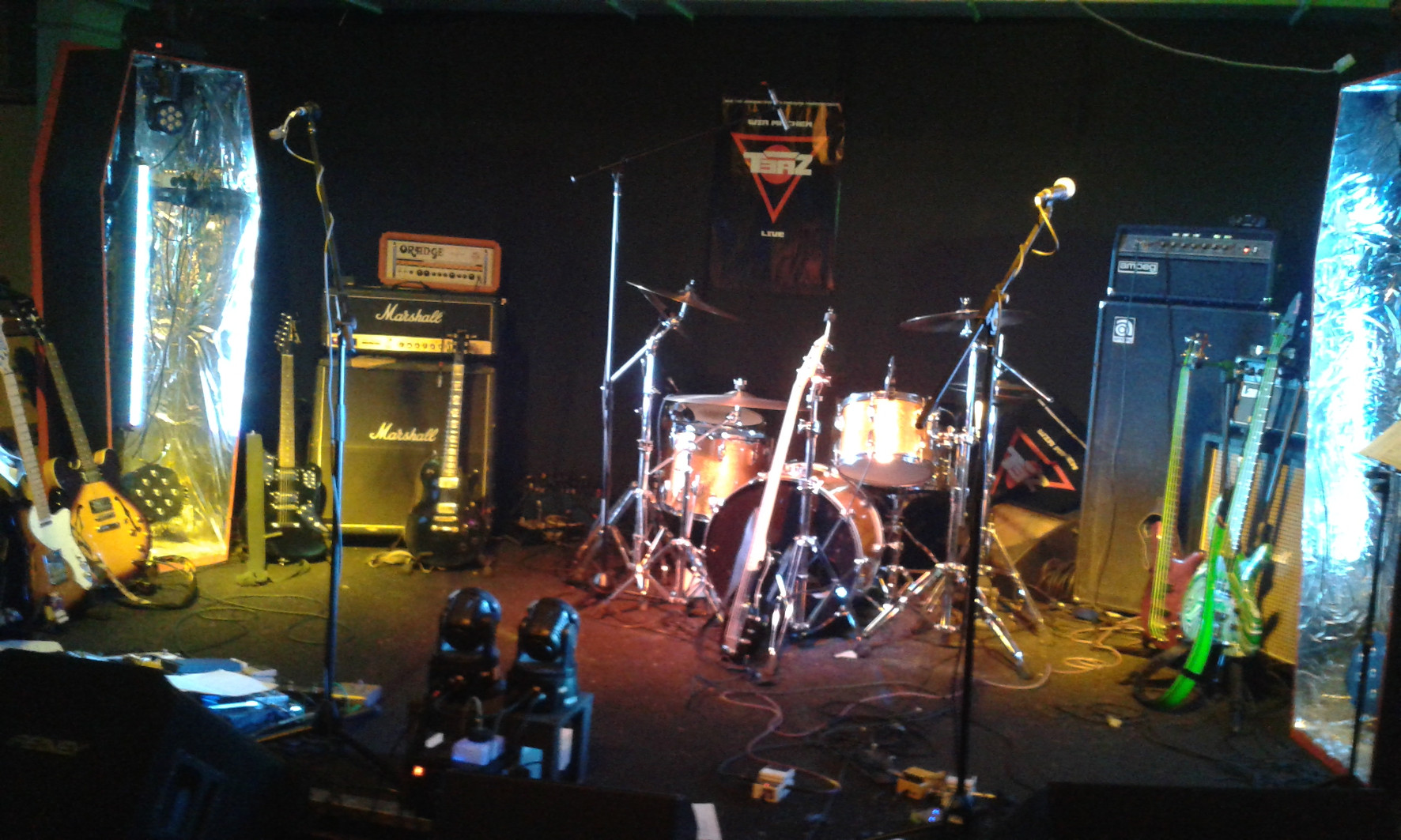 t3rzlive4.jpg